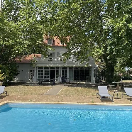 Grandiflora Vila Saint-Julien-en-Born